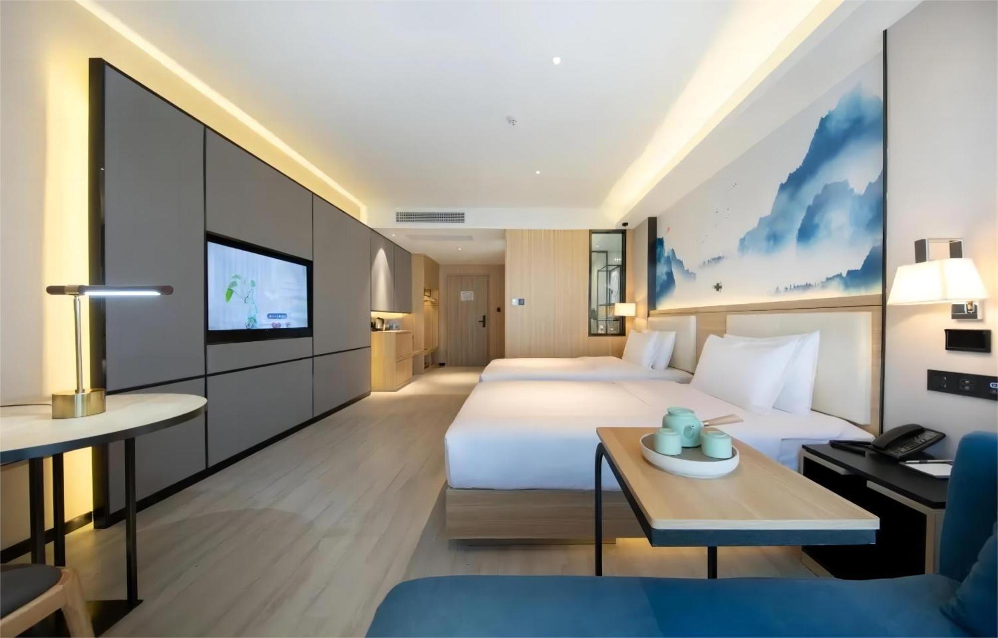 Ausotel By Argyle Baiyun International Airport Renhe Metro Exit B Guangzhou Exteriör bild